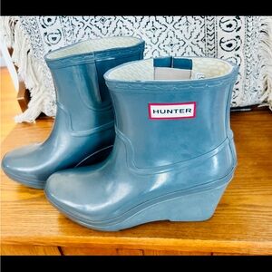 Hunter Aston Grey Wedge Rainboots sz.9